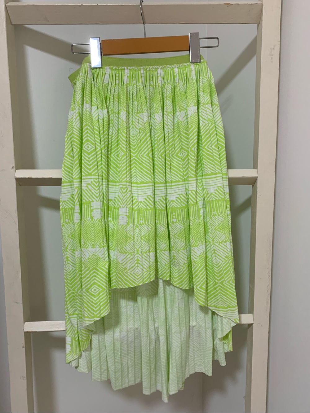 American Eagle Outfitters Lime Green and White High Low Skirt